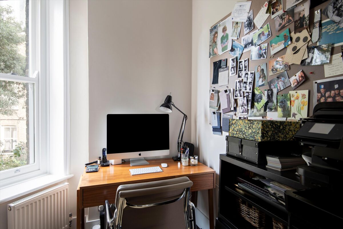 flat for sale in Cornwall Mansions, Cremorne Road, Chelsea, London, SW10 CHL012090953 Knight