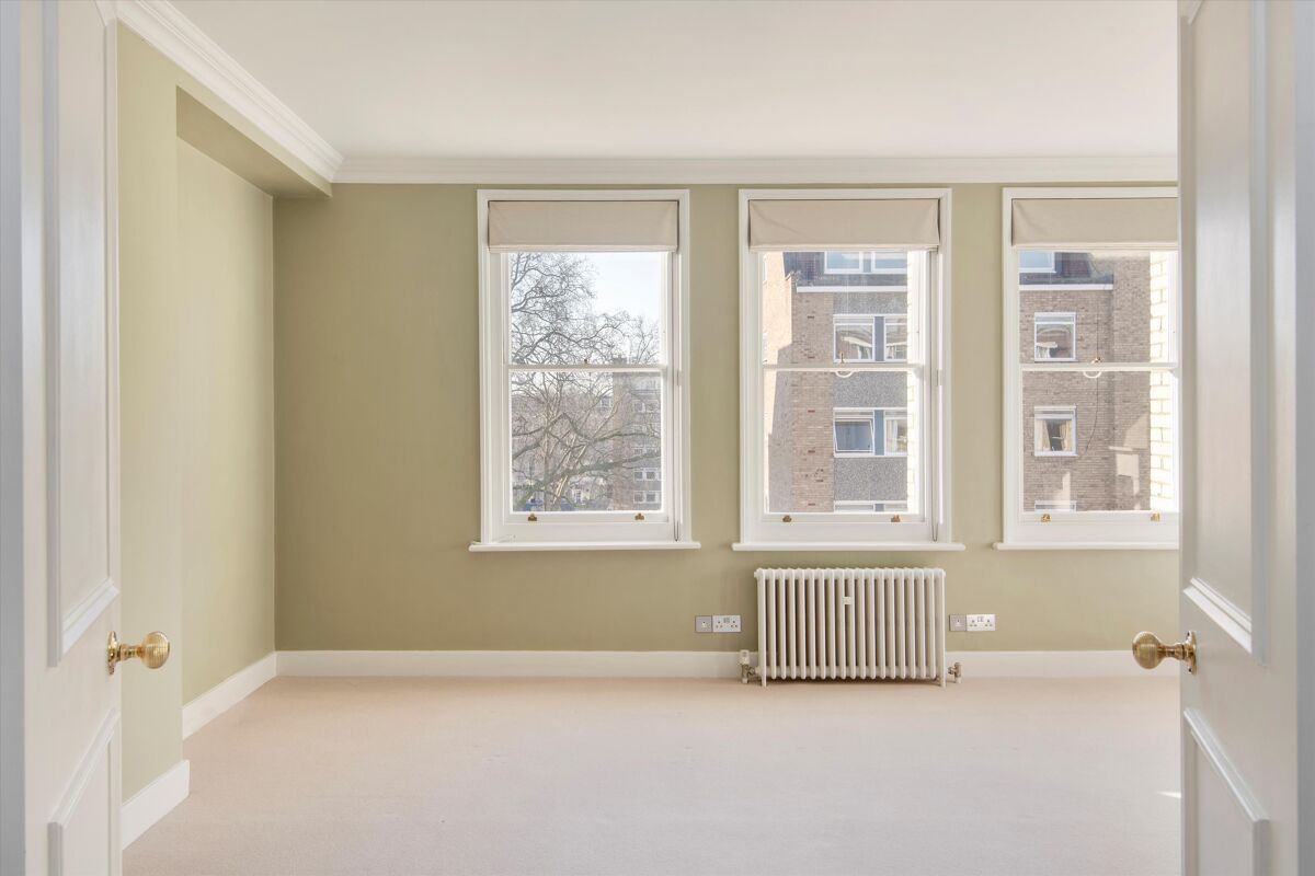 flat for sale in Elm Park Gardens, Chelsea, London, SW10 CHL012105900