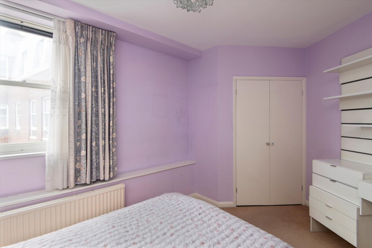 flat for sale in Cheyne Walk, Chelsea, London, SW3 CHL012112286 Knight Frank