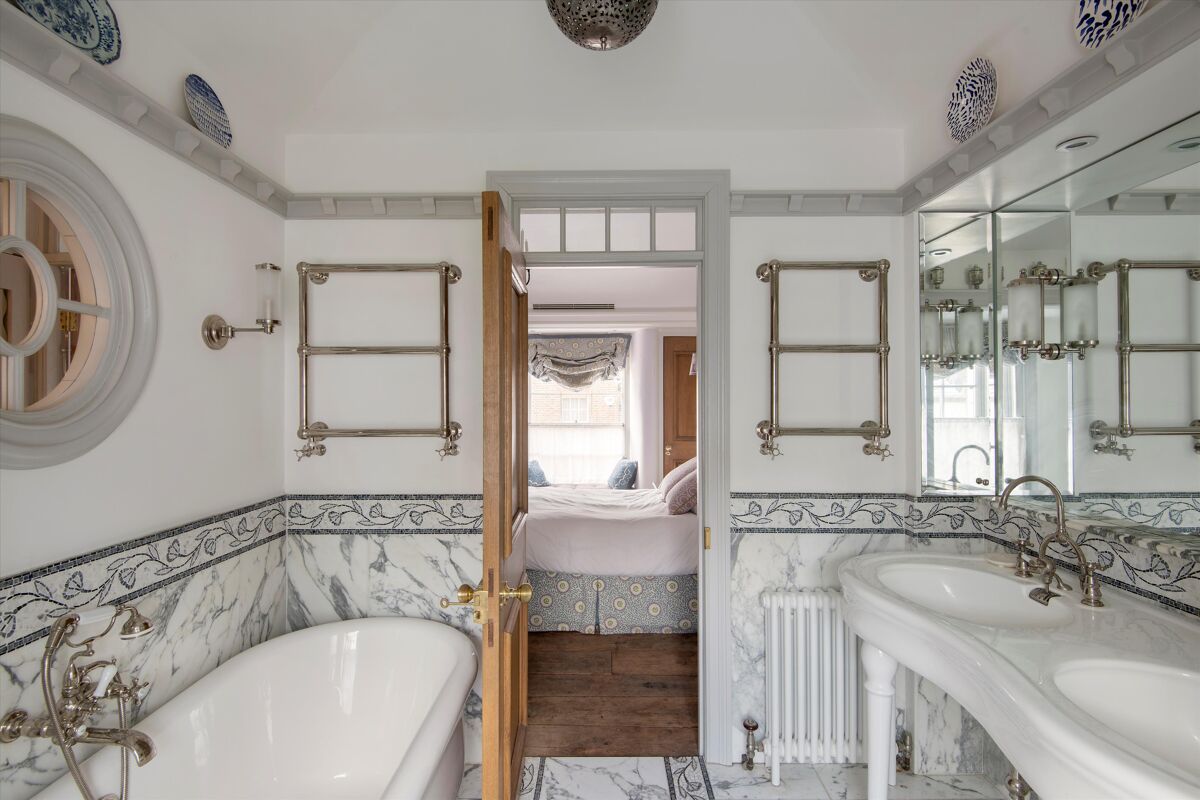 house for sale in Lawrence Street, Chelsea, London, SW3 CHL012113979