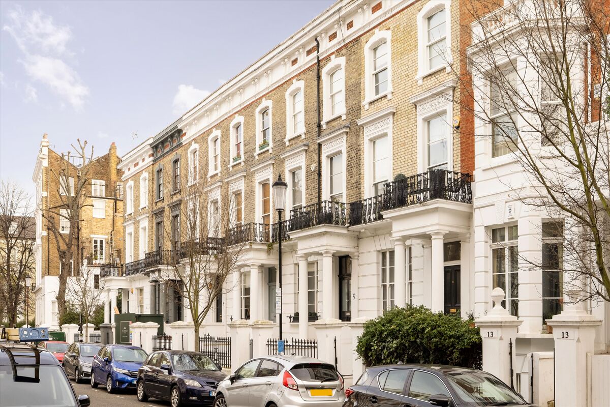 flat for sale in Redcliffe Place, Chelsea, London, SW10 CHL012118565