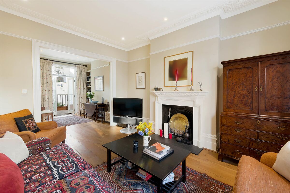 Immobilien zum Kauf - Gloucester Walk, London, W8 | Knight Frank