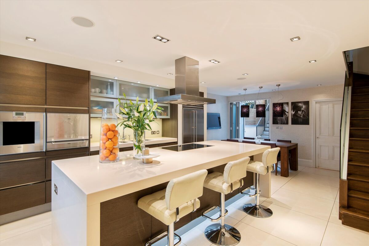 house for sale in Lots Road, Chelsea, London, SW10 CHL012187195