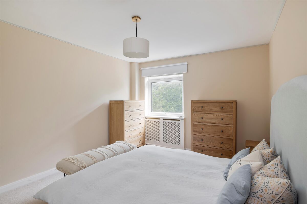 flat for sale in Elm Park Gardens, Chelsea, London, SW10 CHL012243311