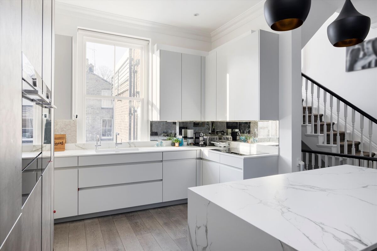flat for sale in Finborough Road, Chelsea, London, SW10 CHL012287119