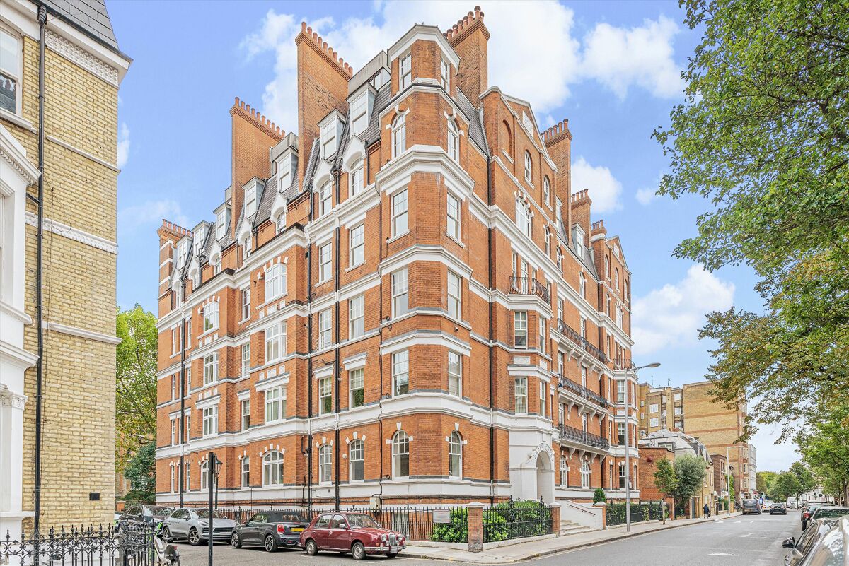 flat for sale in Drayton Gardens, Chelsea, London, SW10 CHL012292587