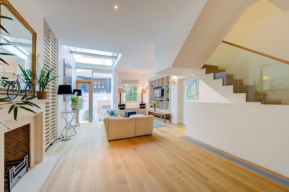 house for sale in Redcliffe Road, Chelsea, London, SW10 CHL012299428