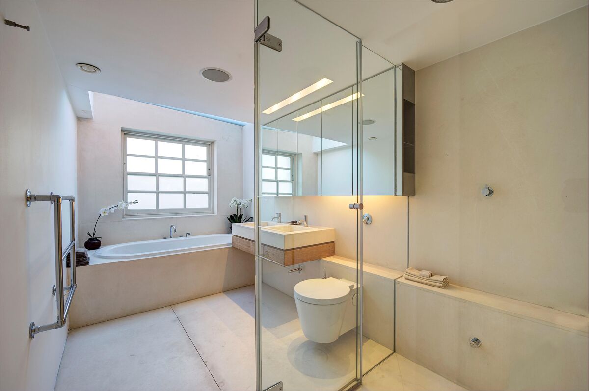 house for sale in Redcliffe Road, Chelsea, London, SW10 CHL012299428