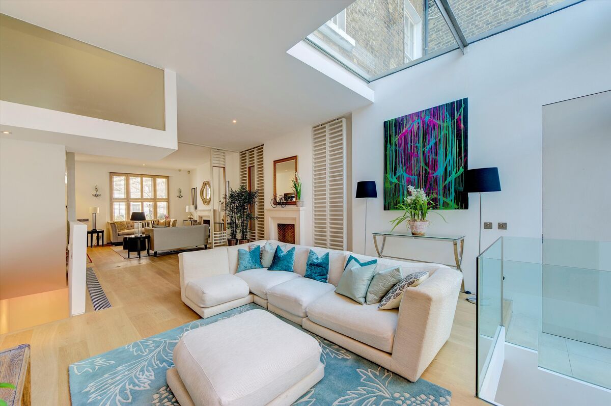 house for sale in Redcliffe Road, Chelsea, London, SW10 CHL012299428