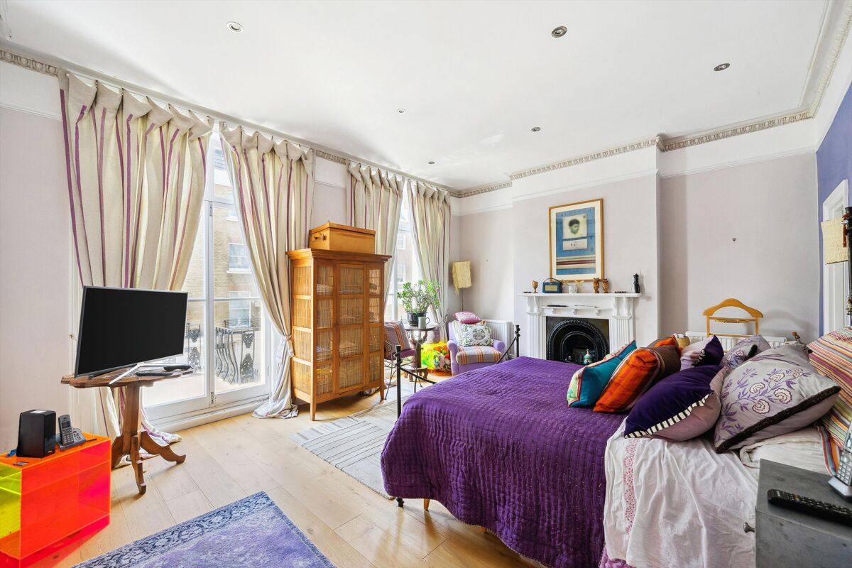 house for sale in Hollywood Road, Chelsea, London, SW10 CHL012349338
