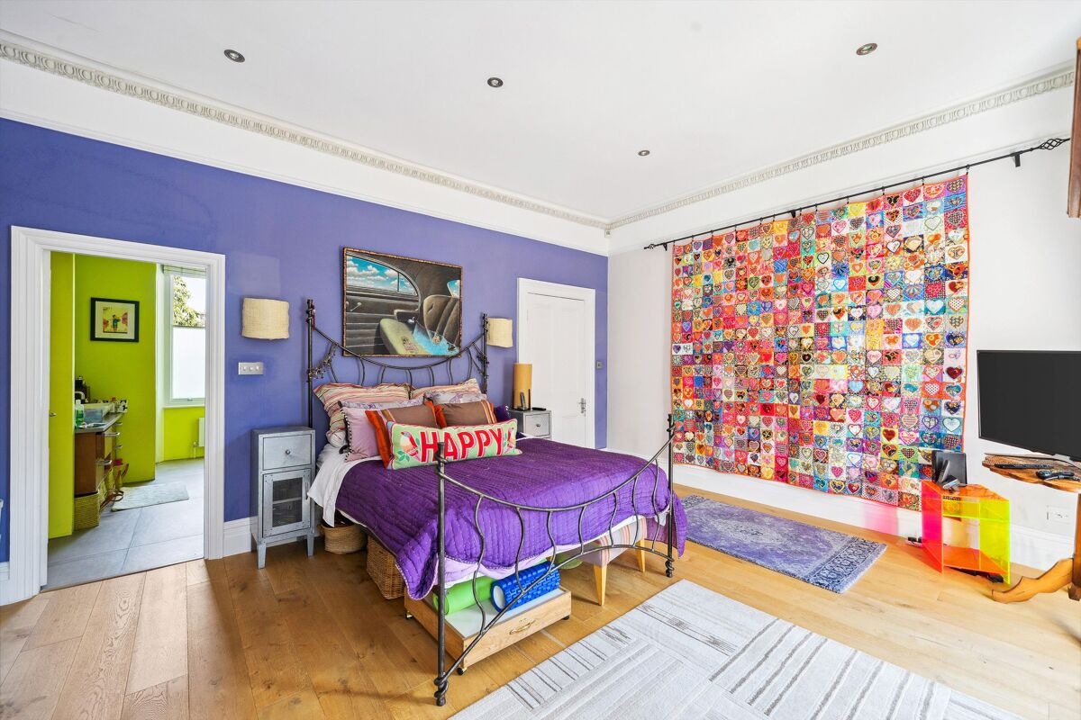 house for sale in Hollywood Road, Chelsea, London, SW10 CHL012349338