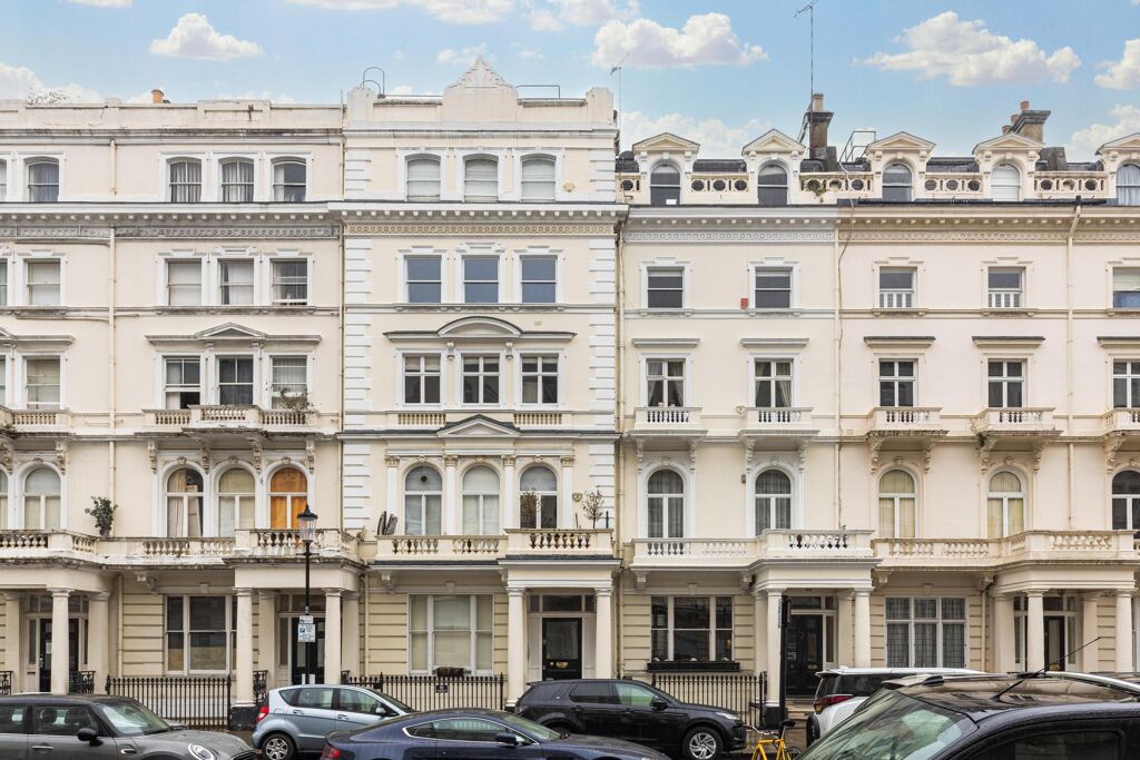 Image of Queen's Gate Terrace, London SW7