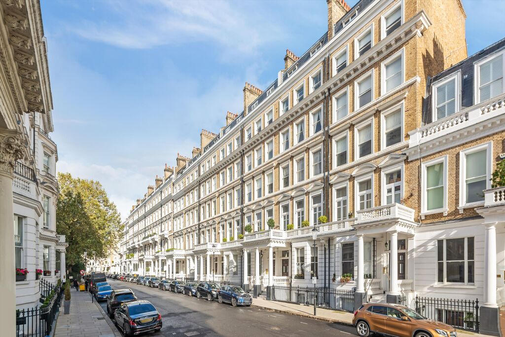 Image of Queens Gate Gardens, South Kensington, London, SW7