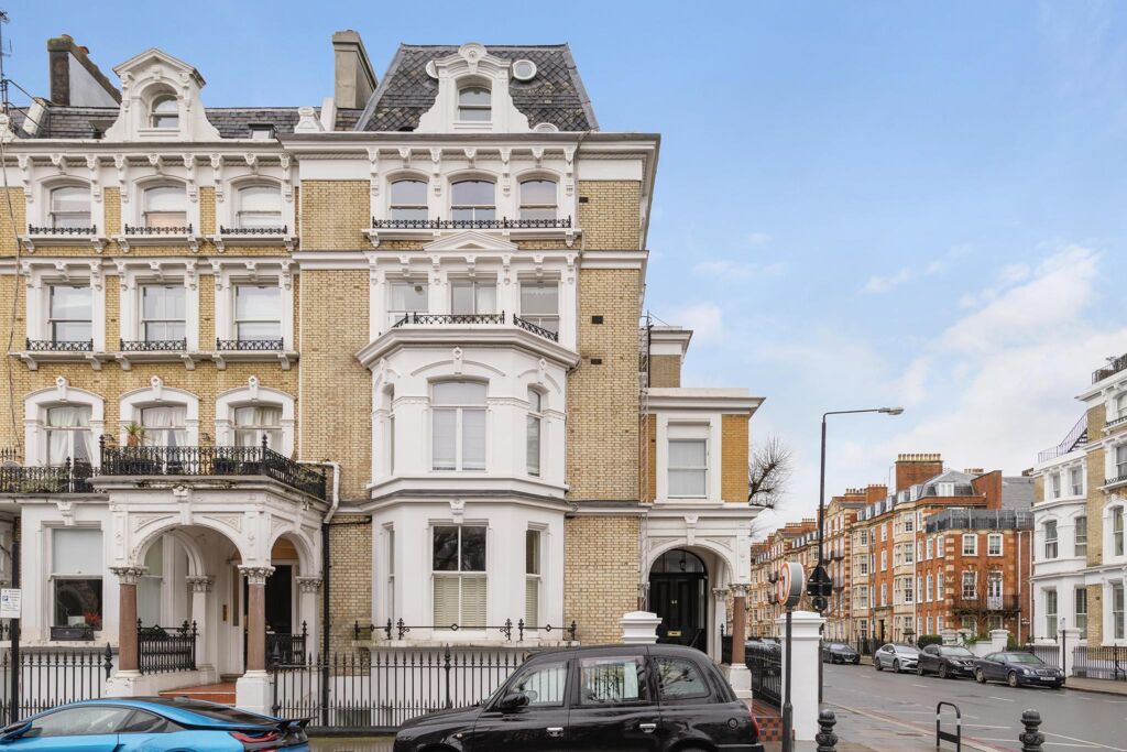 Image of Redcliffe Square, London, SW10