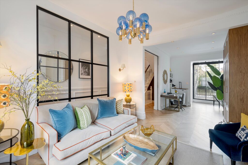 Image of Lamont Road, Chelsea, SW10