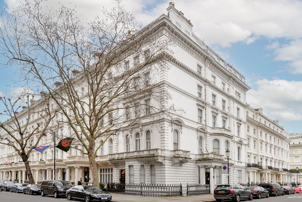 Image of Queen's Gate, London SW7