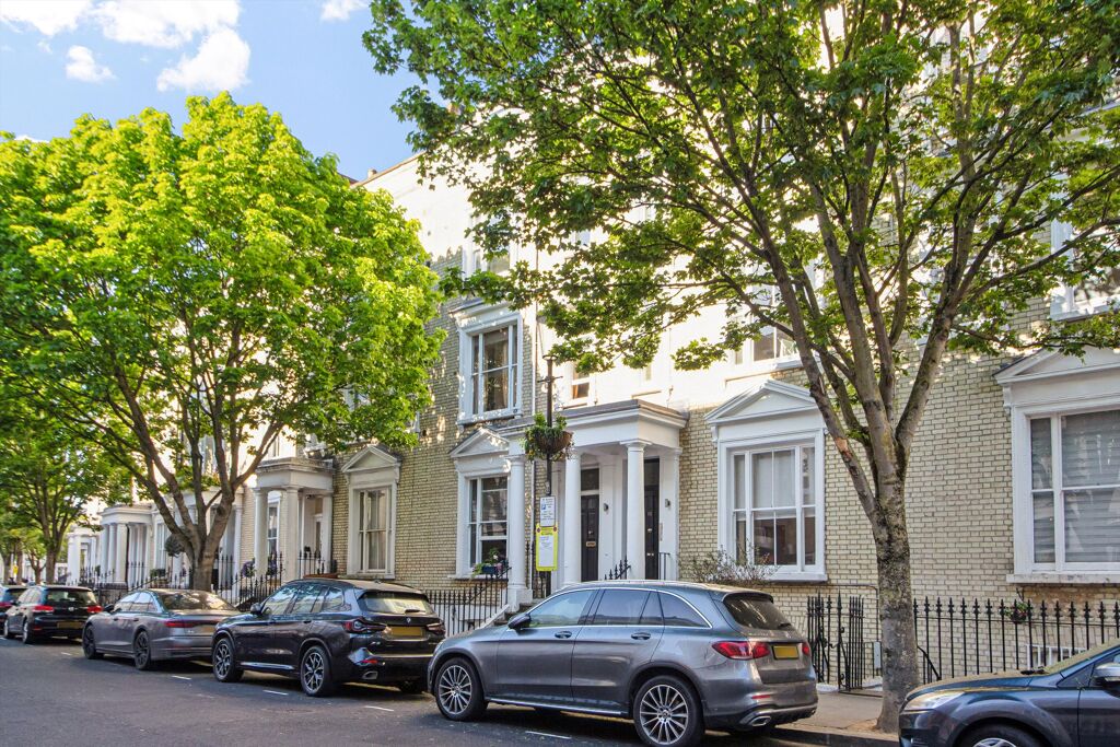 Image of Eardley Crescent, London SW5