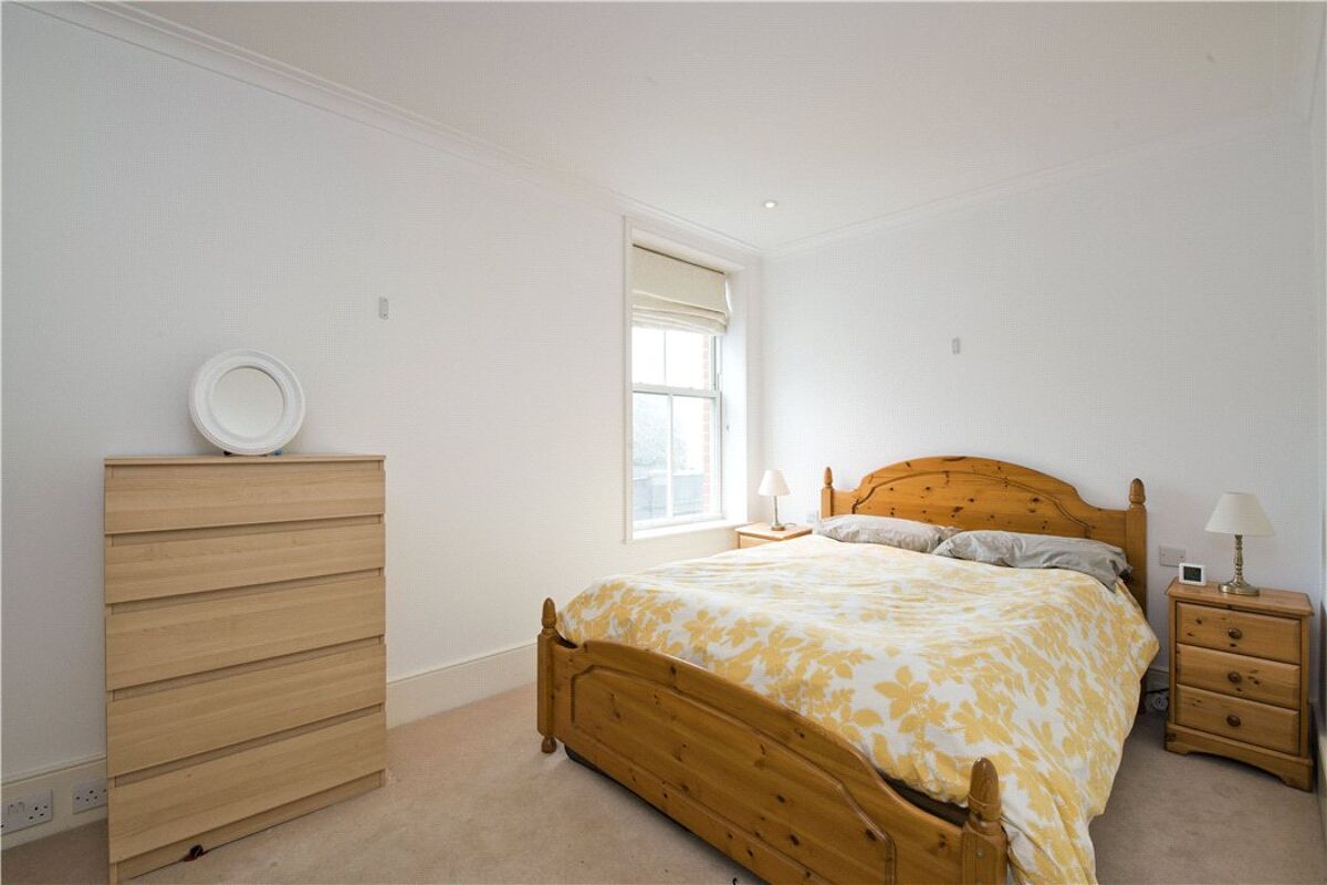 flat for sale in Mathison House, 552 King's Road, Chelsea, London, SW10 ...