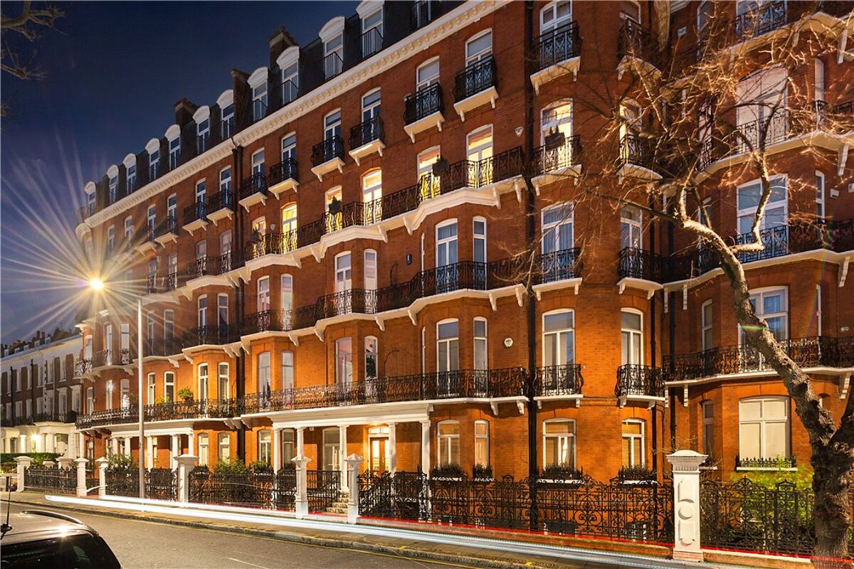 flat for sale in Drayton Gardens, Chelsea, London, SW10 CHL090154