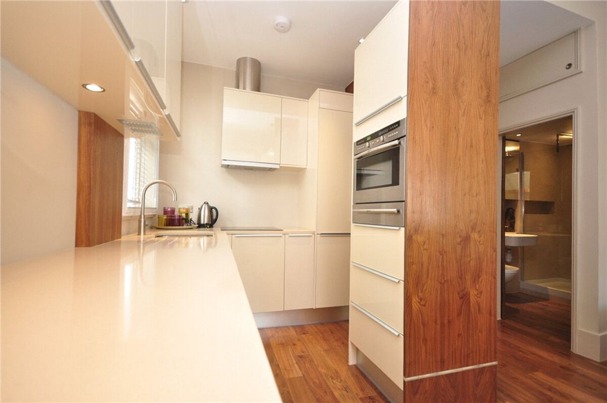flat for sale in Fulham Road, Chelsea, London, SW10 CHL100072