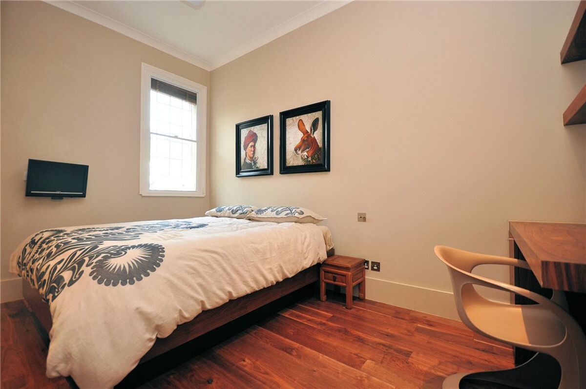 flat for sale in Fulham Road, Chelsea, London, SW10 CHL100072