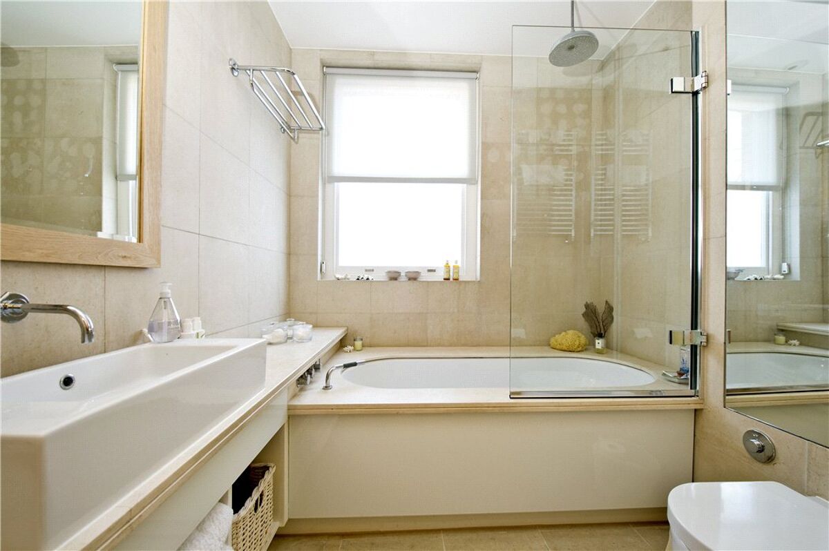 flat for sale in Cathcart House, Cathcart Road, Chelsea, London