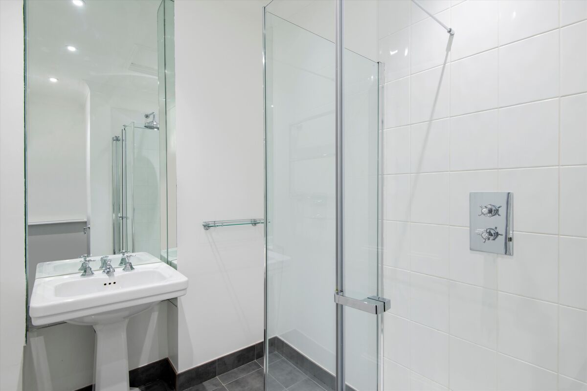 house for sale in Hollywood Road, Chelsea, London, SW10 CHL120314