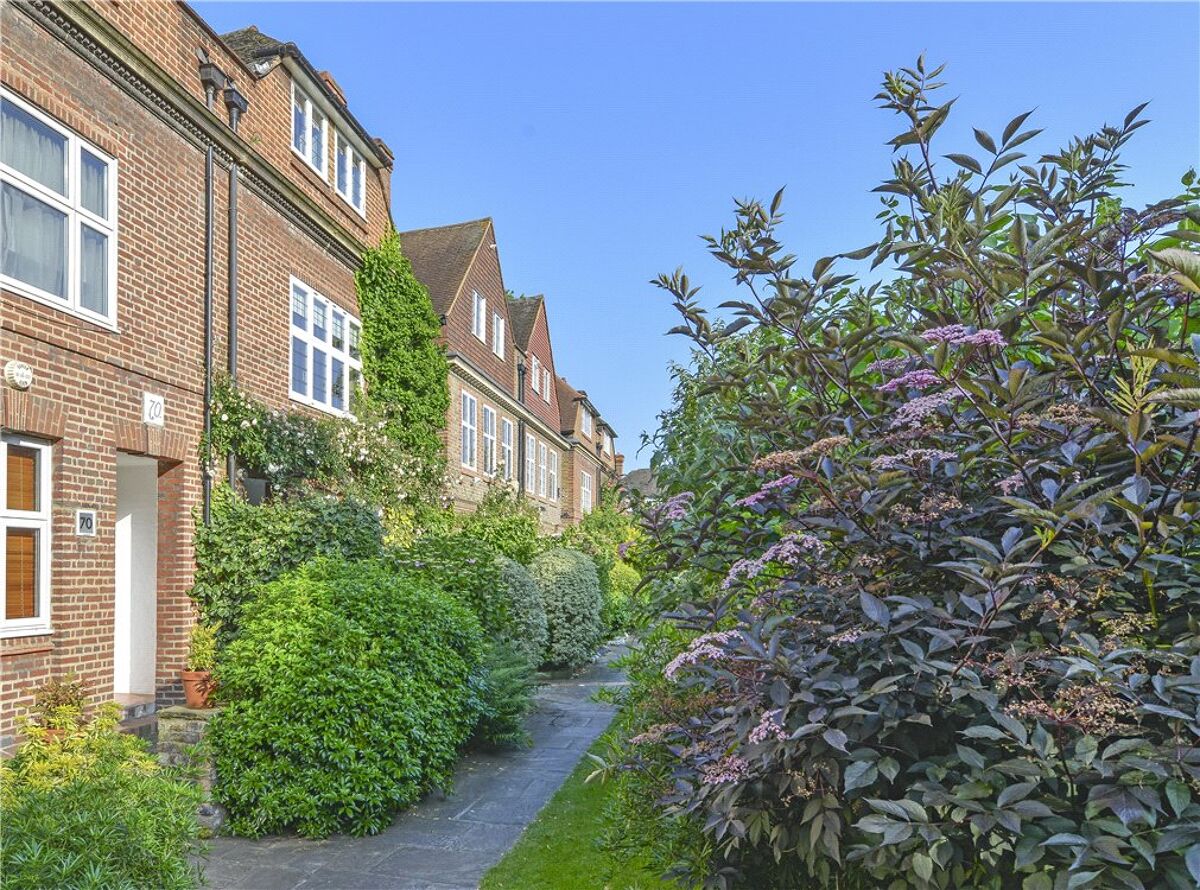 house for sale in Chelsea Park Gardens, Chelsea, London, SW3 CHL130069 Knight Frank