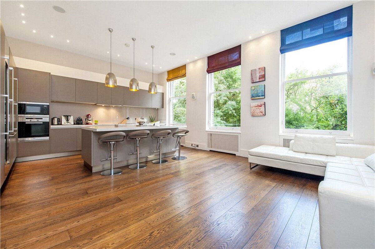 flat for sale in Redcliffe Square, Chelsea, London, SW10 CHL130388