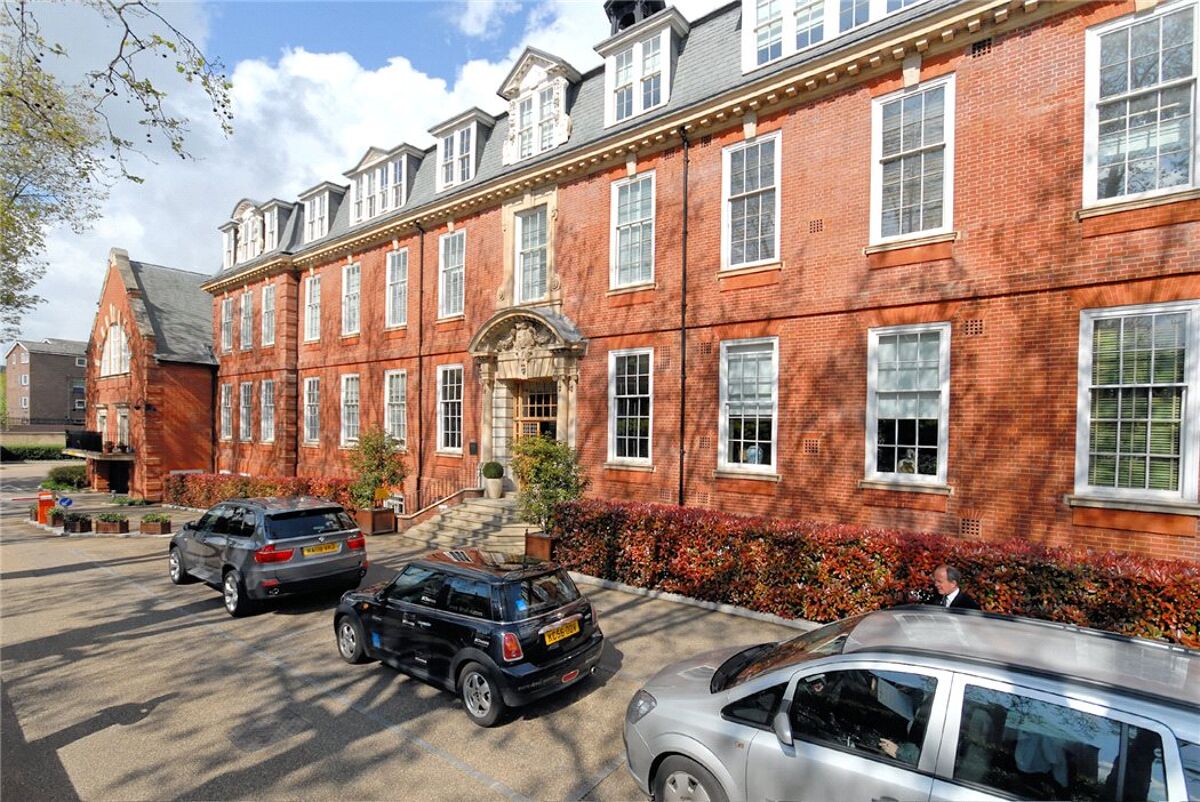 flat for sale in Mathison House, Coleridge Gardens, Chelsea, London