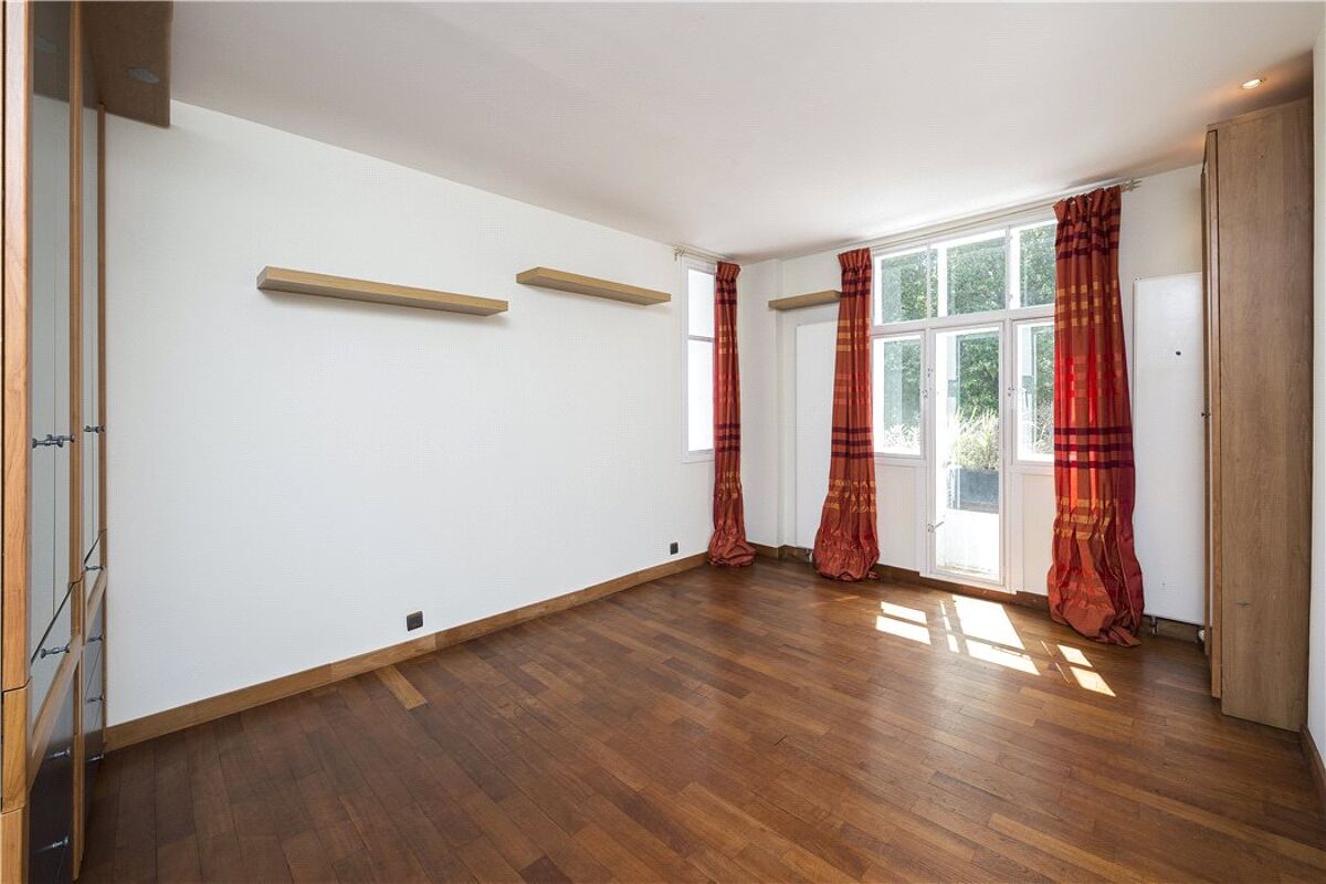 flat for sale in Paultons House, Paultons Square, Chelsea, London, SW3