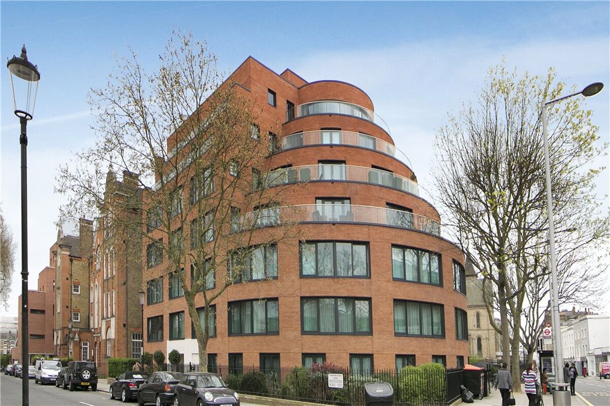 flat for sale in Milliner House, Hortensia Road, Chelsea, London, SW10