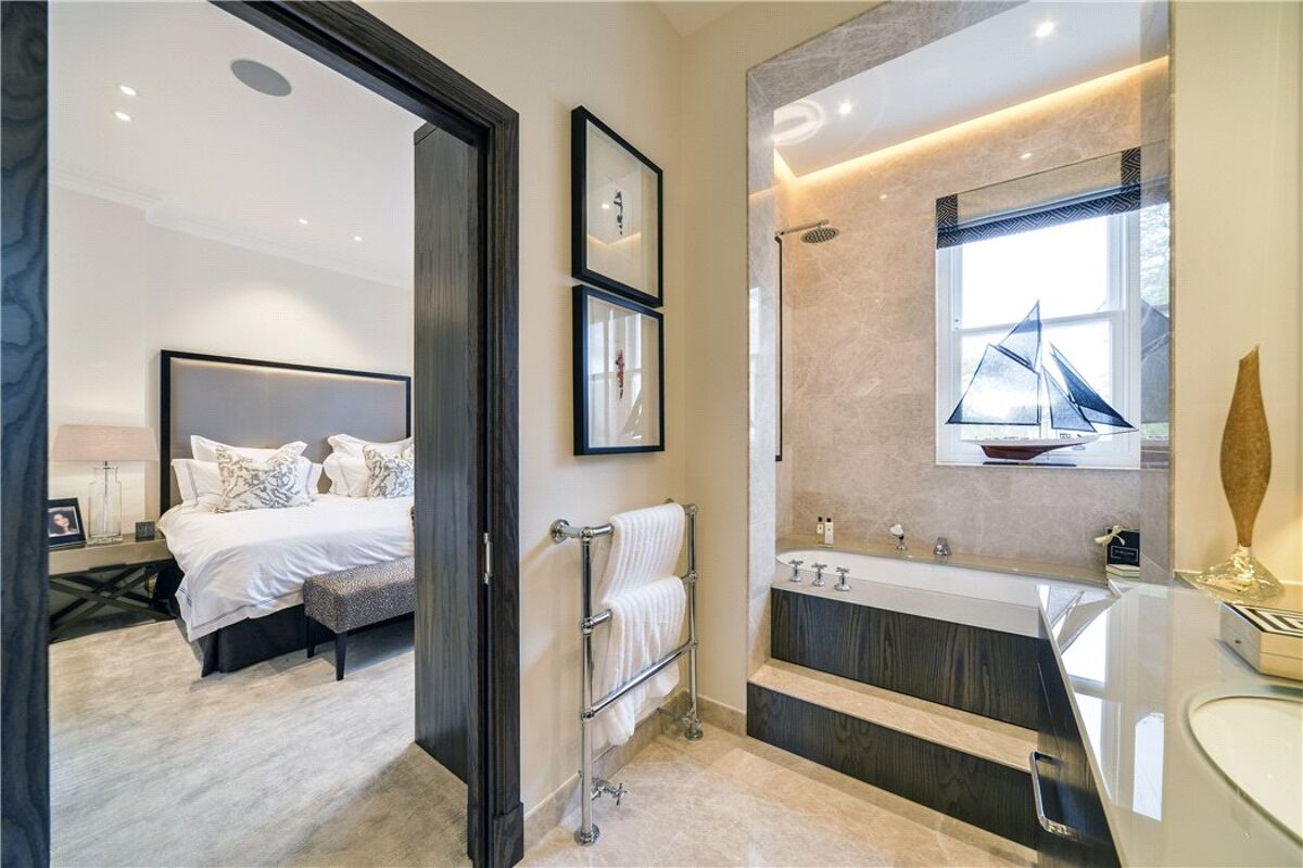 house for sale in Carlyle Square, Chelsea, London, SW3 CHL150165