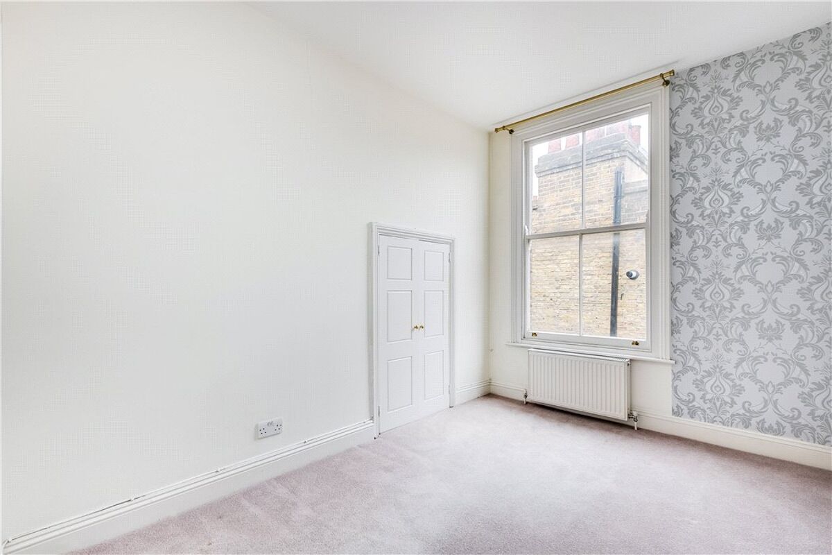 flat for sale in Beaufort Mansions, Beaufort Street, Chelsea, London