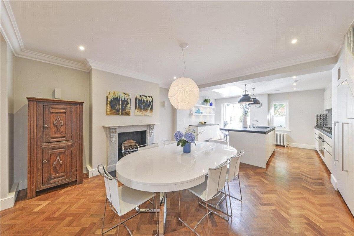 house for sale in Redcliffe Place, Chelsea, London, SW10 CHL180142