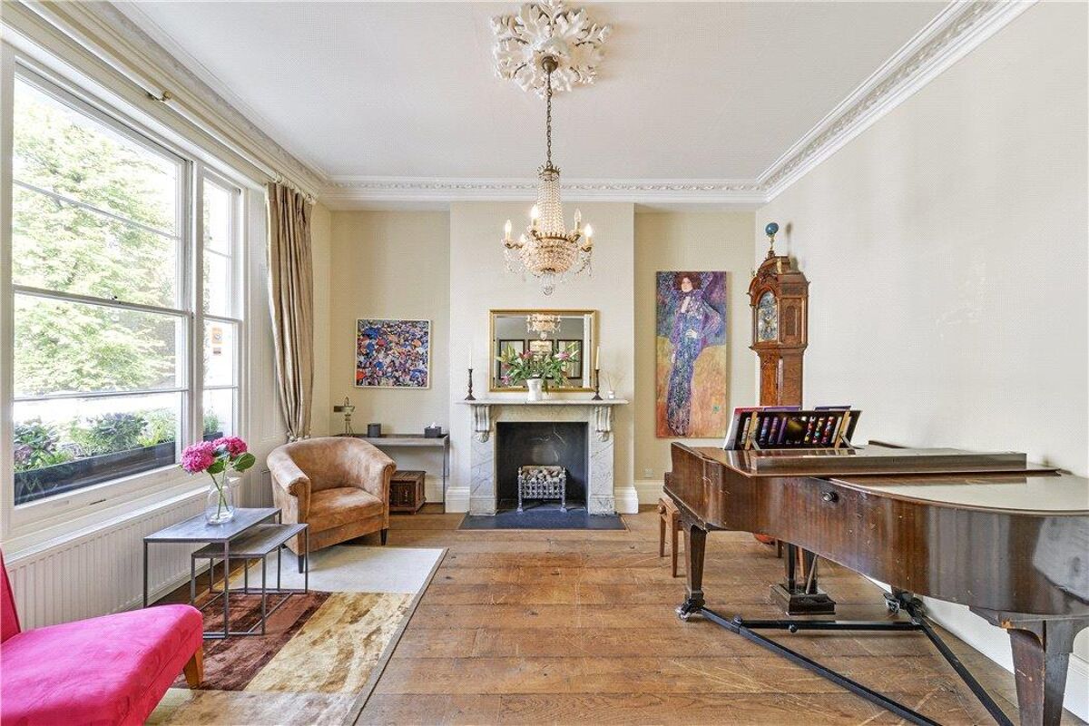 house for sale in Redcliffe Place, Chelsea, London, SW10 CHL180142