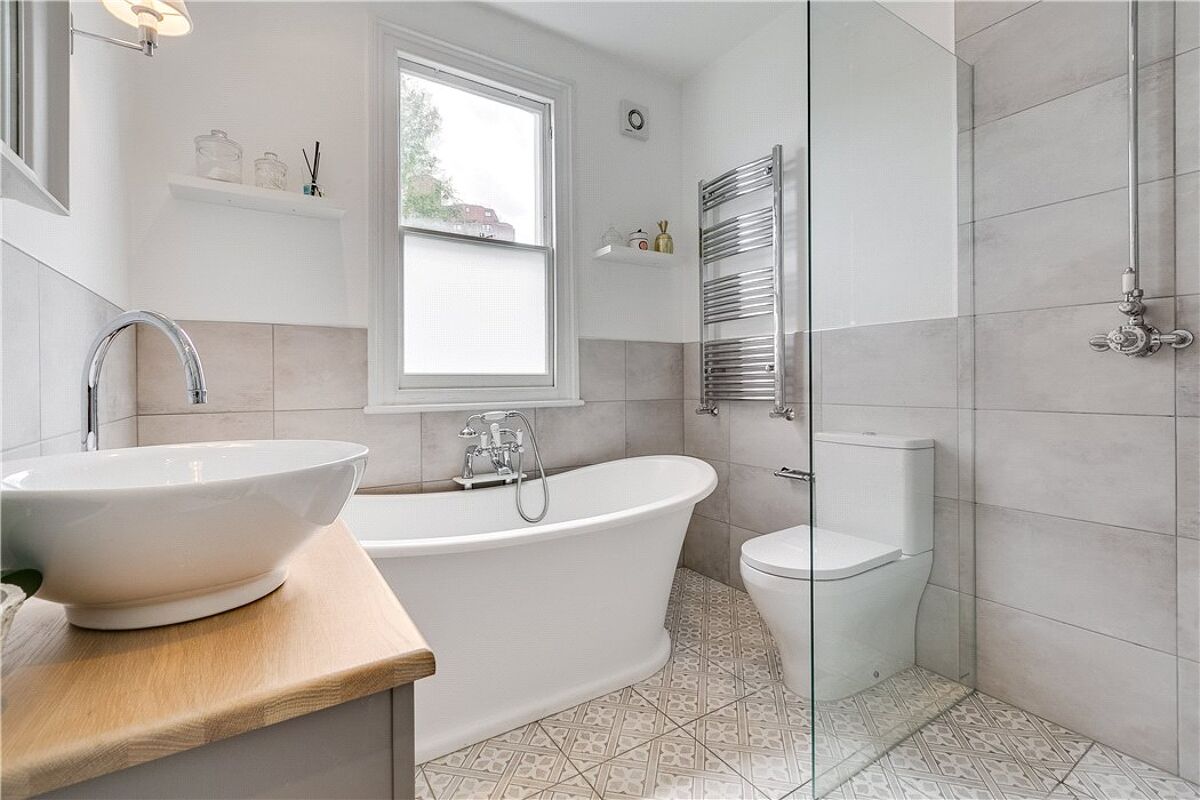 flat for sale in Lamont Road, Chelsea, SW10 CHL180186 Knight Frank