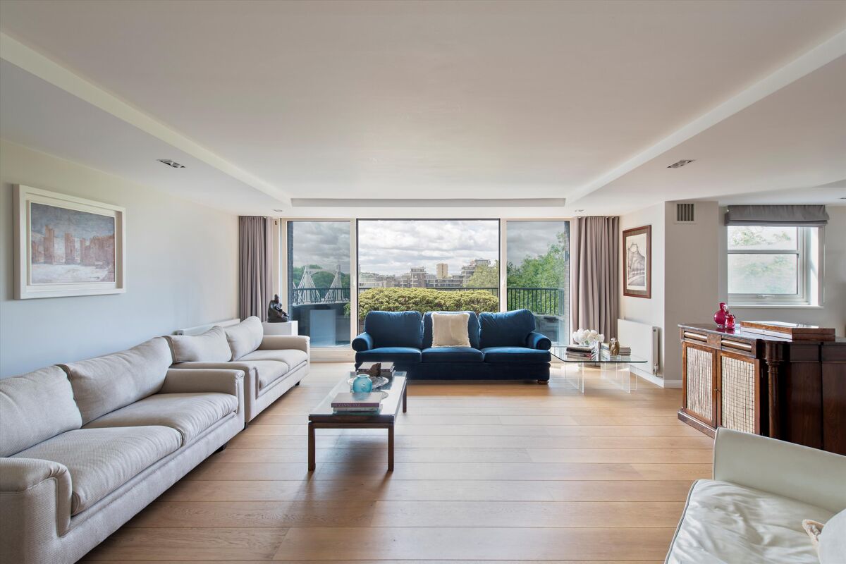 flat for sale in Pier House, 31 Cheyne Walk, London, SW3 CHL190065