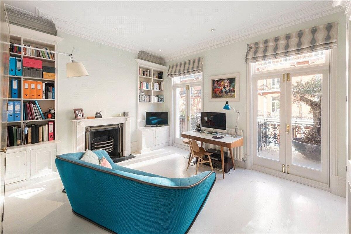 house for sale in Drayton Gardens, London, SW10 CHL190100 Knight Frank