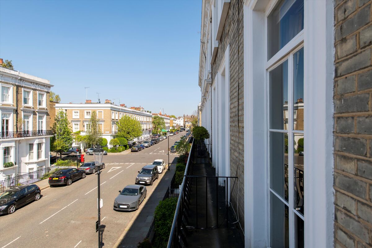flat for sale in Lamont Road, London, SW10 CHL190157 Knight Frank
