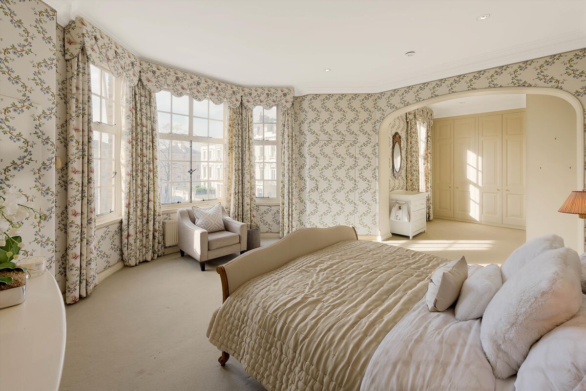 house for sale in Harley Gardens, London, SW10 CHL200007 Knight Frank