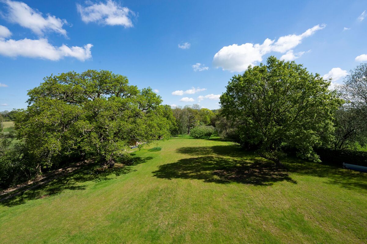 house for sale in Blackham, Tunbridge Wells, East Sussex, TN3 CHO012015917 Knight Frank