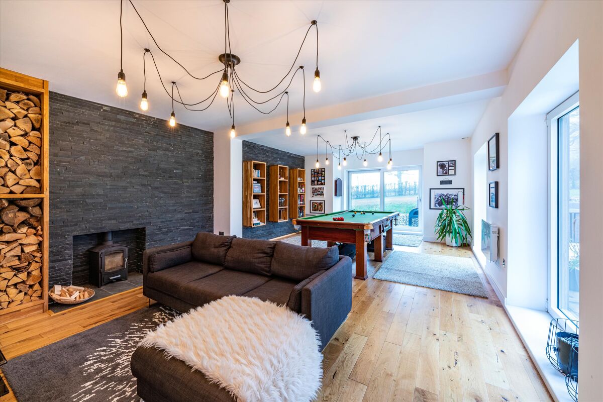 house for sale in Blackham, Tunbridge Wells, East Sussex, TN3 CHO012015917 Knight Frank