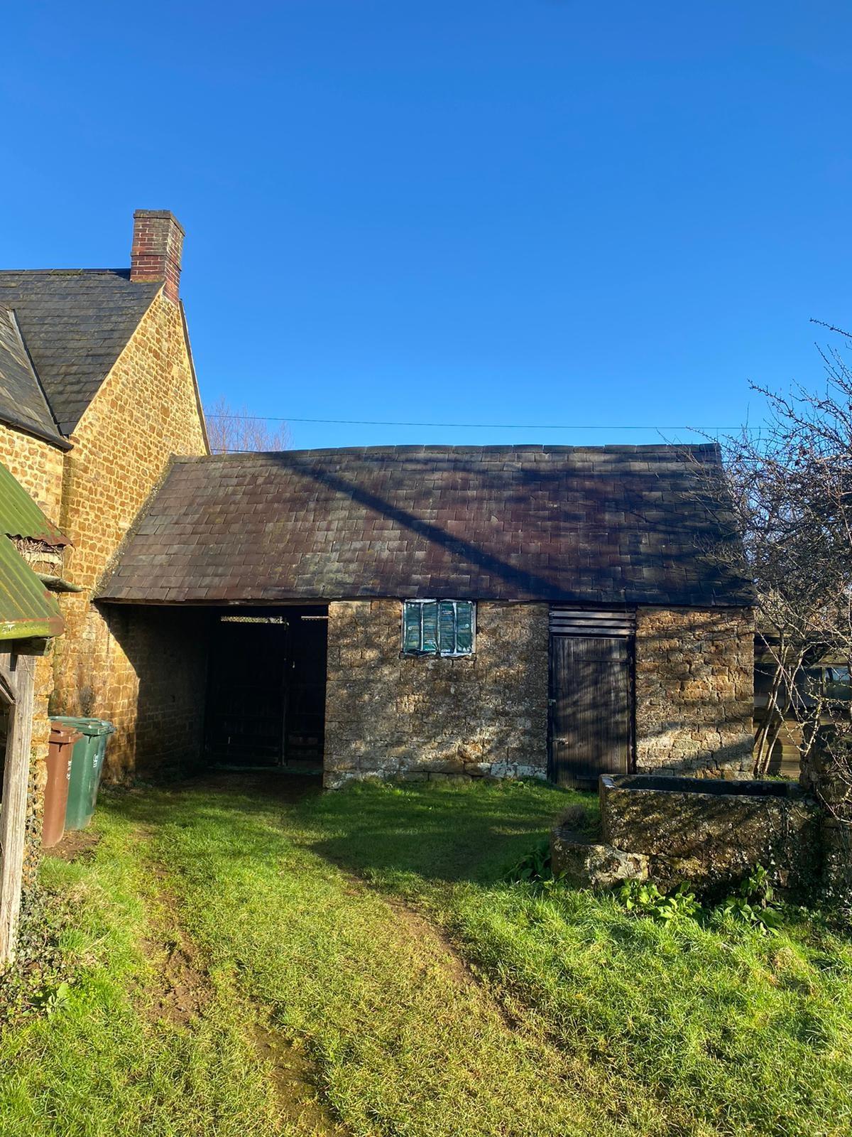 house for sale in Wigginton, Oxfordshire, OX15 CHO012028083 Knight