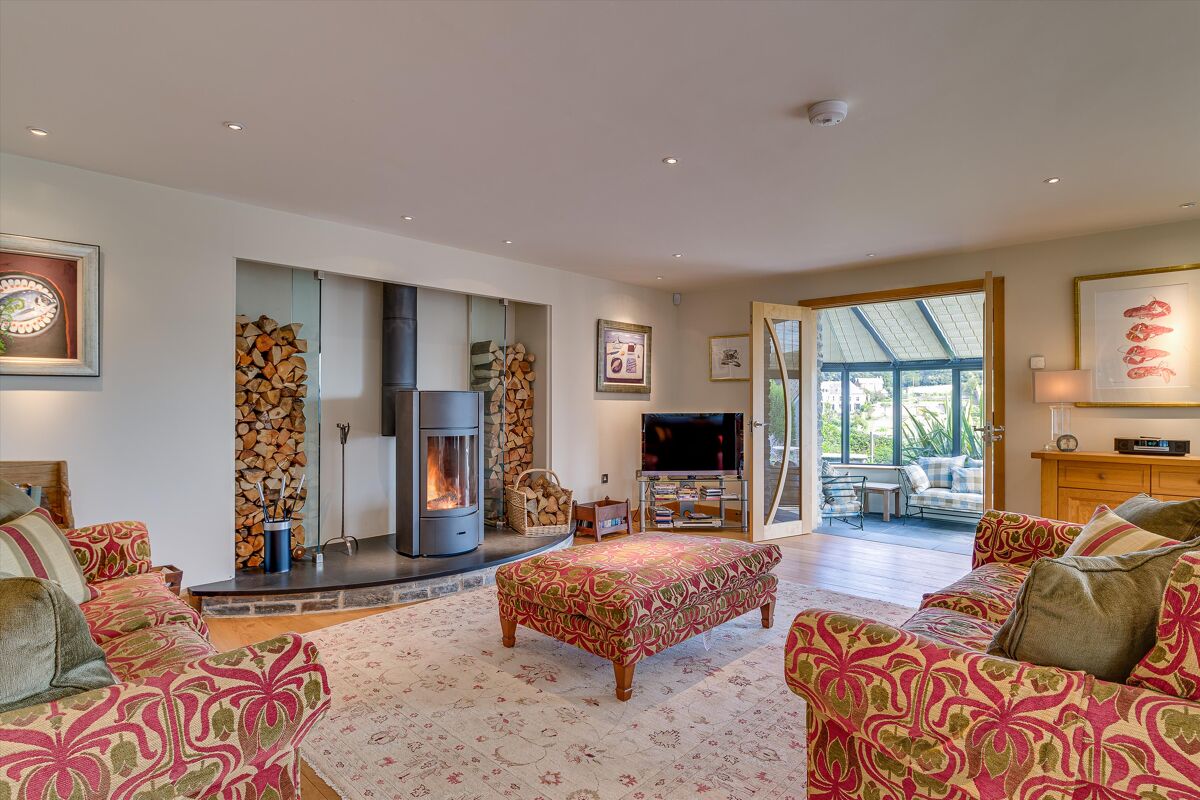 house for sale in Hill Street, Padstow, Cornwall, PL28 CHO012037453 Knight Frank