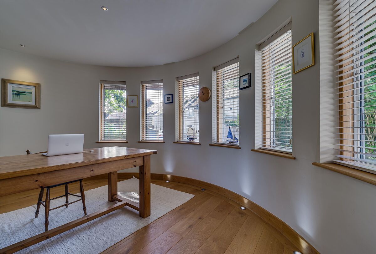 house for sale in Hill Street, Padstow, Cornwall, PL28 CHO012037453 Knight Frank