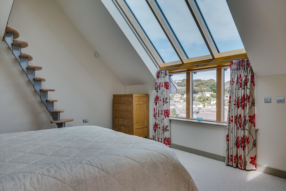 house for sale in Hill Street, Padstow, Cornwall, PL28 CHO012037453 Knight Frank