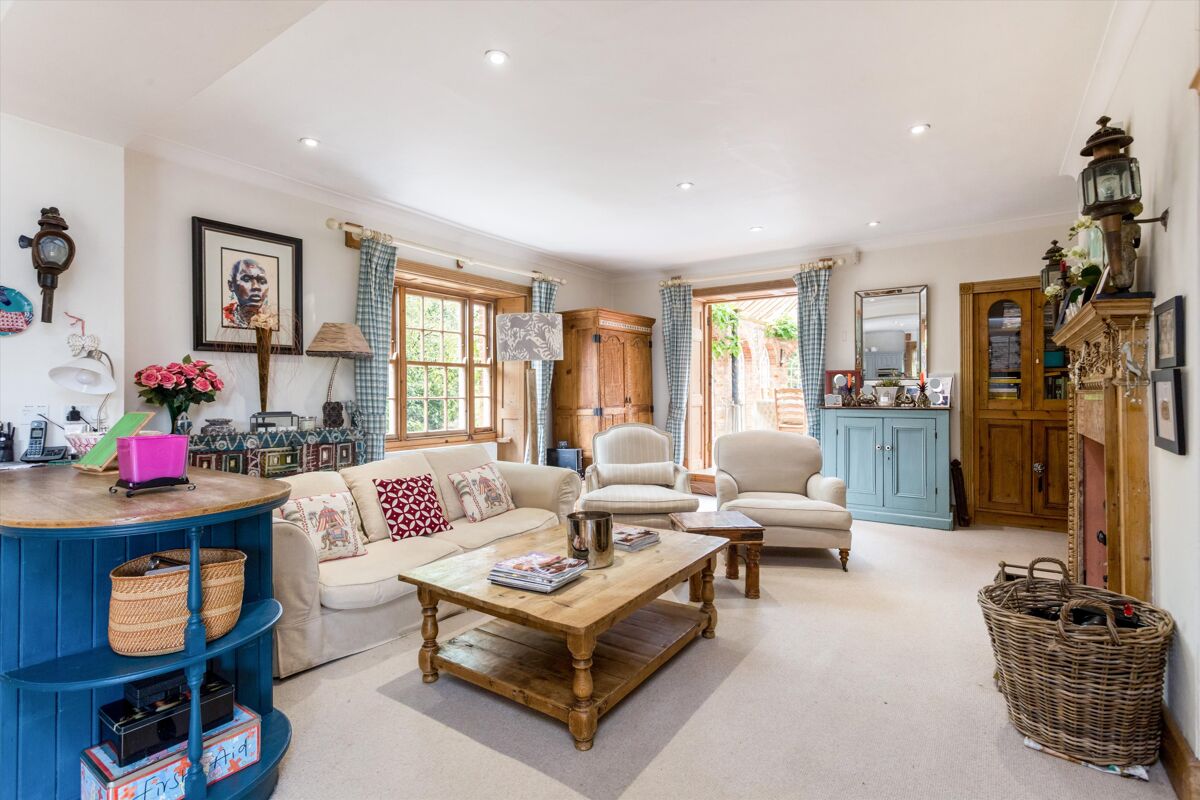 house for sale in Quarley, Andover, Hampshire, SP11 CHO012071390