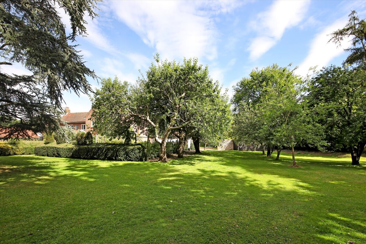 house for sale in Ashley Green Road, Buckinghamshire, HP5