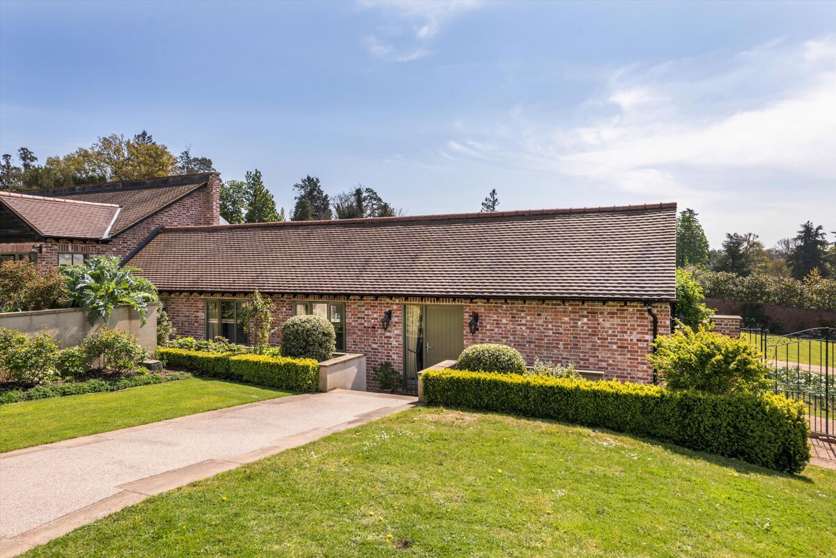 house for sale in Penshurst Road, Penshurst, Tonbridge, Kent, TN11